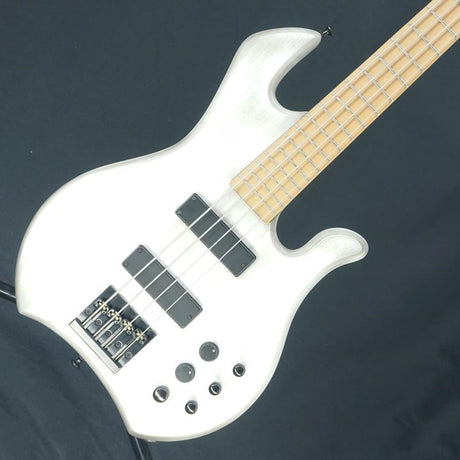 Used_MB_Kilimanjaro_4_(Old_White)_[Richard_Bona_Signature_Model]_01