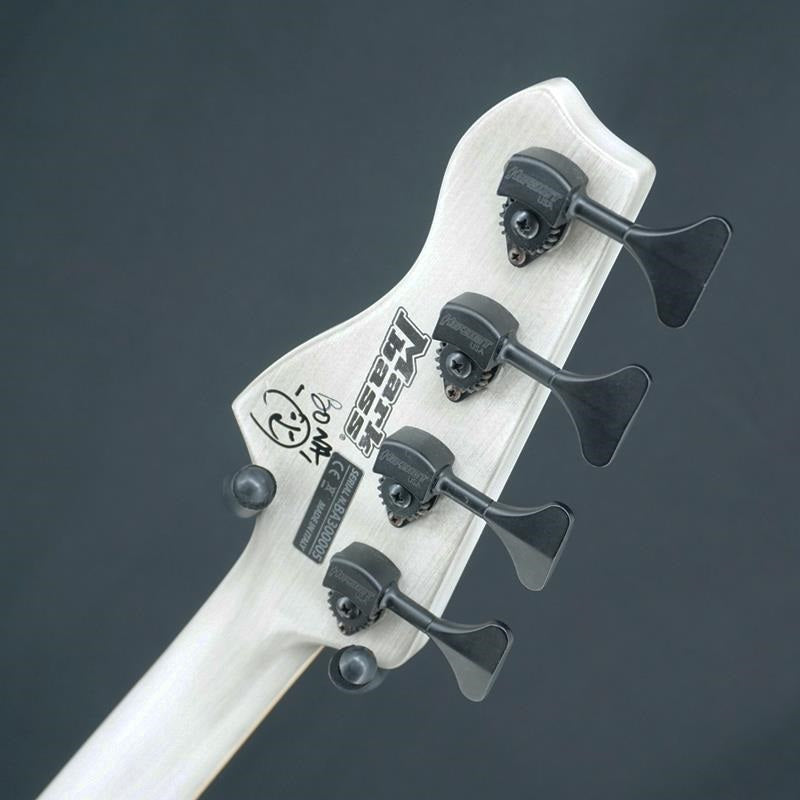 Used_MB_Kilimanjaro_4_(Old_White)_[Richard_Bona_Signature_Model]_08