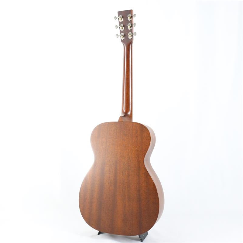 Used_Martin_00-15M_04