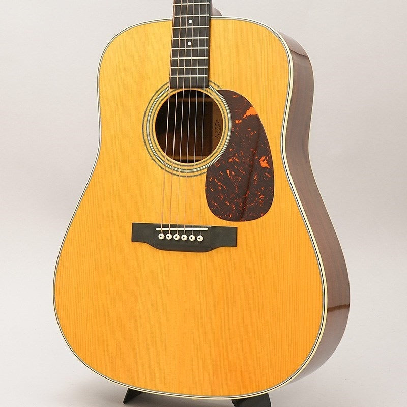 Used_Martin_CTM_D-28_Style_NAMM_2015_Selection_'15_Carpathian_Spruce___Guatemalan_Rosewood_01