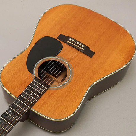 Used_Martin_D-28_Standard_'05_05
