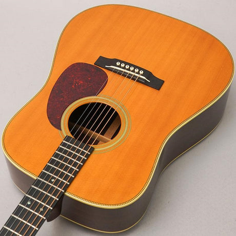 Used_Martin_HD-28V_'00_05