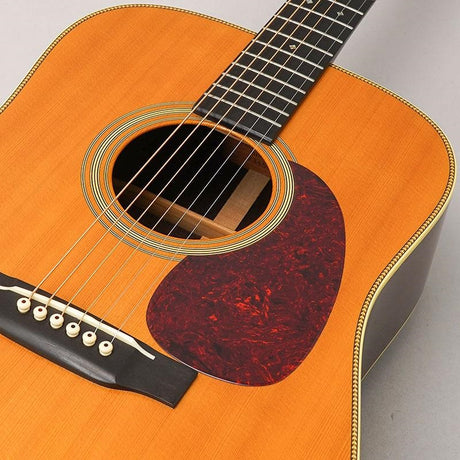 Used_Martin_HD-28V_'00_07