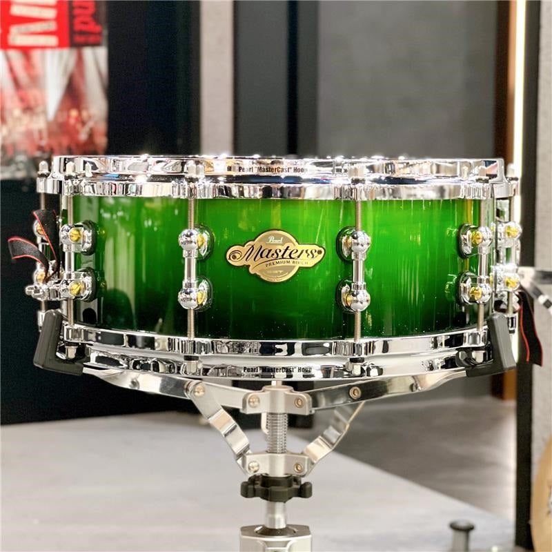 Used_Masters_Premium_Birch_14__x_5_5__Snare_Drum_-_Emerald_Fade_BRP1455S_C_01