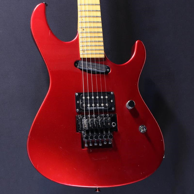 Used_Maverick_MV-220_(Candy_Apple_Red_Maple)_01