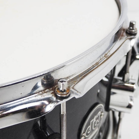 Used_Performance_Series_Snare_Drum_14_x_6_5_07