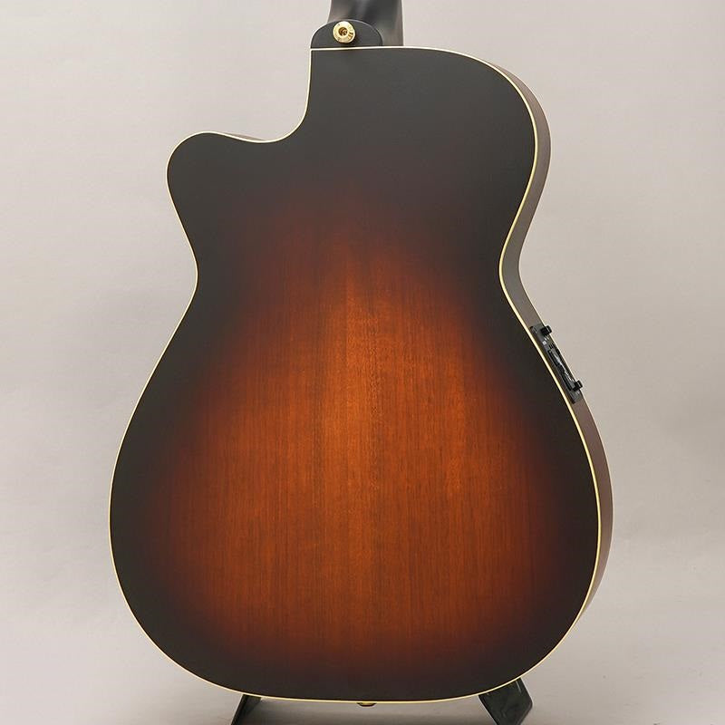 Used_Performer_2023_LTD_Maton_02