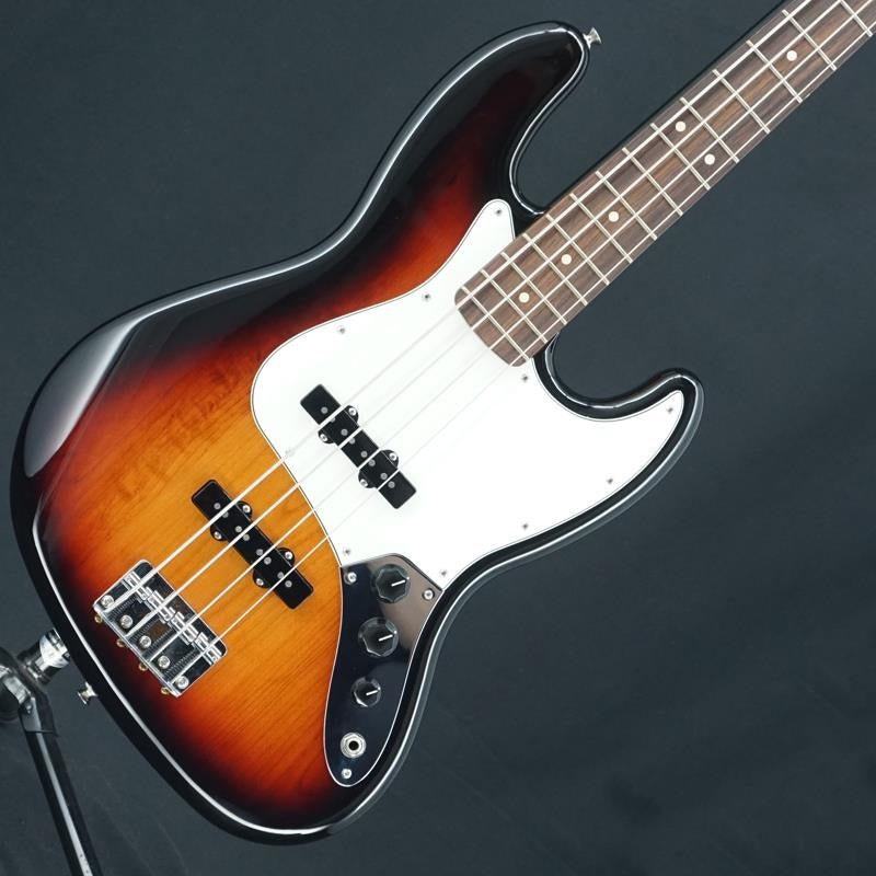 Used_Player_II_Jazz_Bass_(3-Color_Sunburst_Rosewood)_01