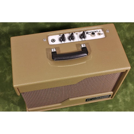 Used_Raleigh_1x10_Combo_[Cocoa_Tolex]_04