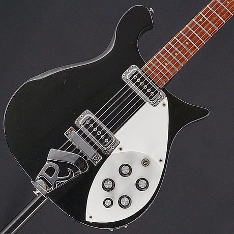 Used_Rickenbacker_610_(Jetglo)_[L6_5289]_01