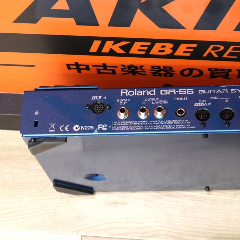 Used_Roland_GR-55_with_GK-3_pickup_set__04