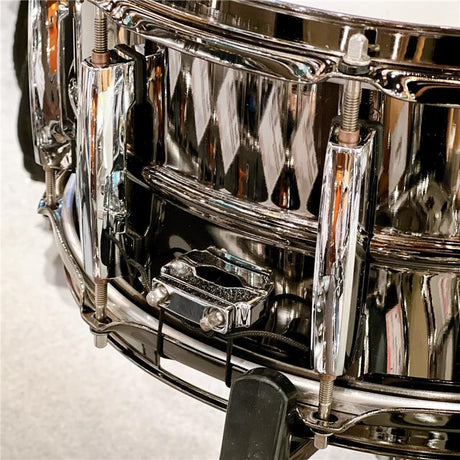 Used_SensiTone_Elite_Snare_Drum_Limited_Edition_(14__x_6_5_)，_model_STE1465BRN__03