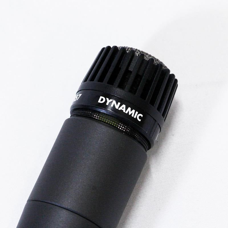 Used_Shure_SM57-LC_(classic_dynamic_microphone)_(a_staple_for_instrument_and_guitar_recording)_02