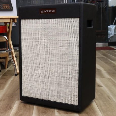 Used_St__James_212VOC_Black_01