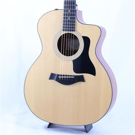 Used_Taylor_114ce_(2015_model_with_ES-T)_01