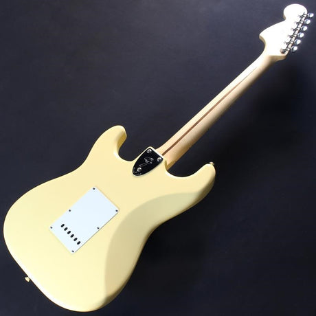 Used_Traditional_70s_Stratocaster_(Vintage_White_Maple)_06
