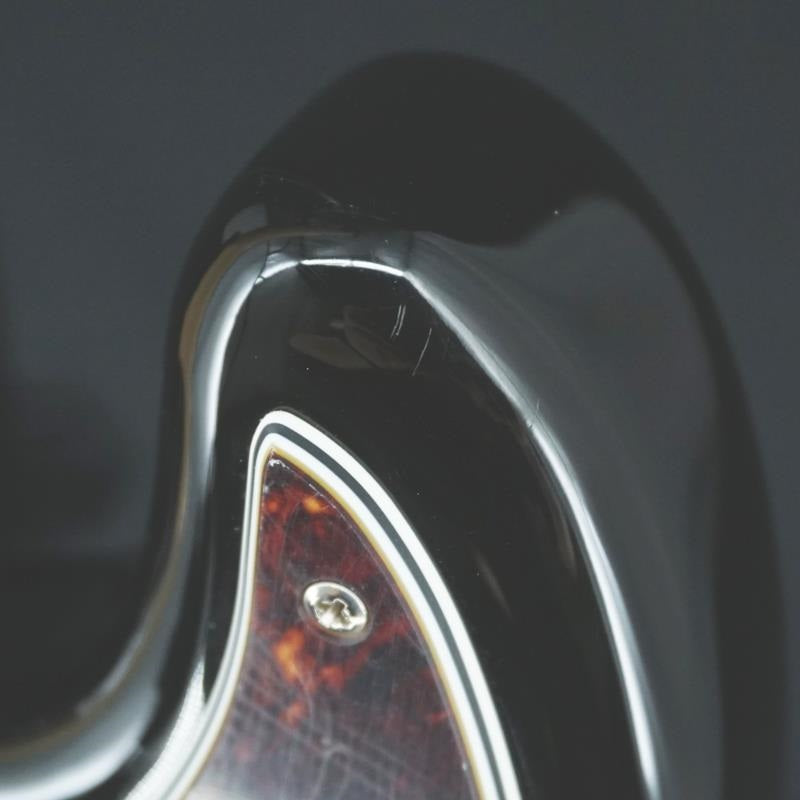 Used_Traditional_Late_60s_Jazz_Bass_(3-Color_Sunburst)_11