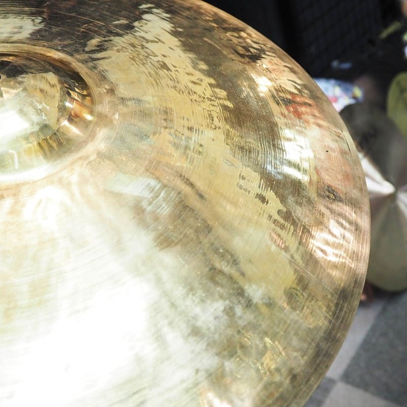 Used_Traditional_Medium_Thin_Crash_18K_Gold_Finish_[1482g]_04