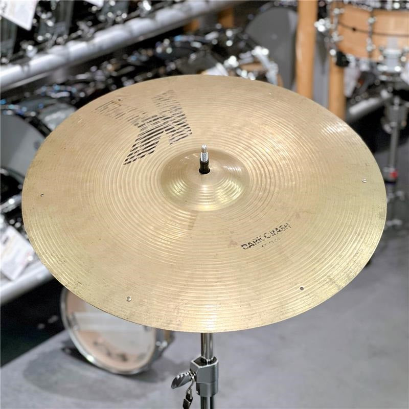 Used_Zildjian_Dark_Crash_17_[1185g][Riveted]_01