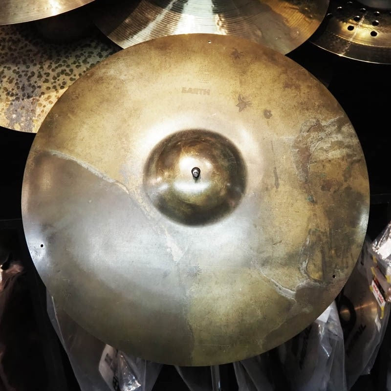 Used_Zildjian_EARTH_RIDE_20_[3468g___3_rivet_holes]_01