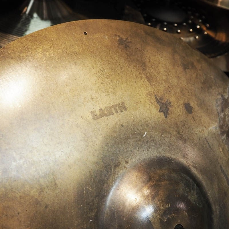 Used_Zildjian_EARTH_RIDE_20_[3468g___3_rivet_holes]_02
