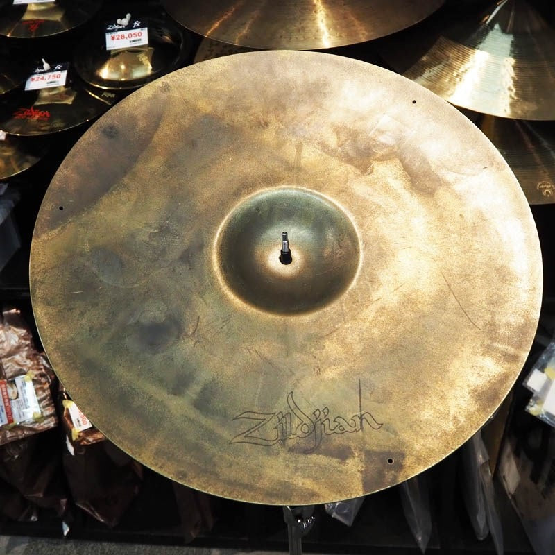 Used_Zildjian_EARTH_RIDE_20_[3468g___3_rivet_holes]_10
