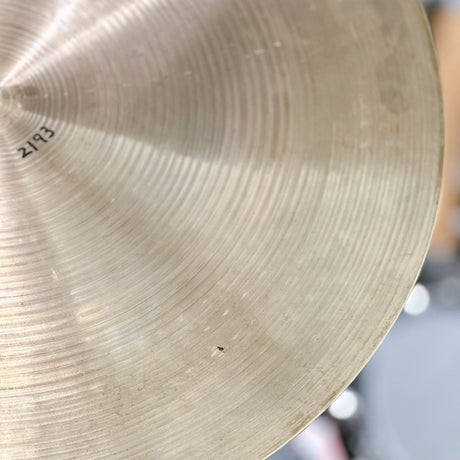Used_Zildjian_Flat_Top_Ride_18_[2215g]_04