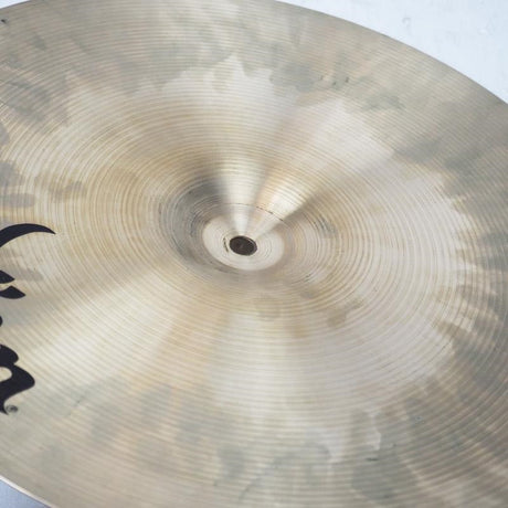 Used_Zildjian_Medium_Crash_16_[1302g]_06