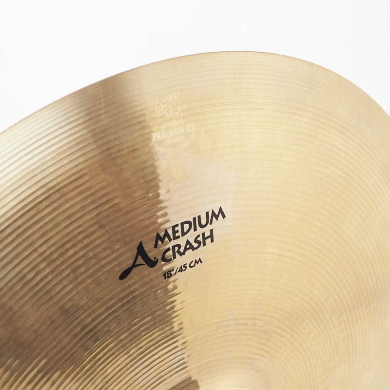 Used_Zildjian_Medium_Crash_18_[Brilliant_Finish_1672g]_03
