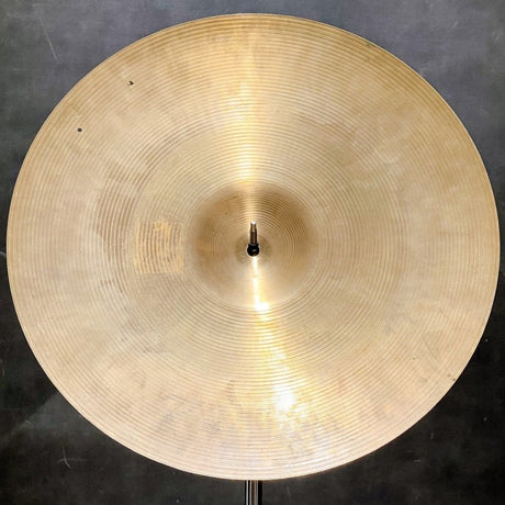 Used_Zildjian_Medium_Ride_20_[2445g][with_rivets]_04