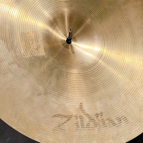 Used_Zildjian_Medium_Ride_20_[2445g][with_rivets]_05