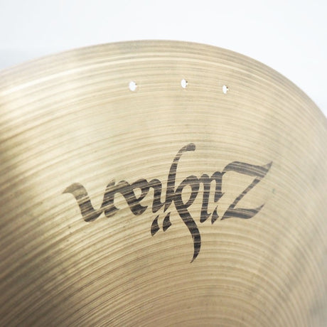 Used_Zildjian_Medium_Ride_20_[2458g]_with_rivet_holes_04