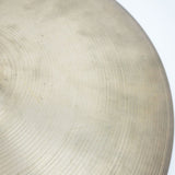 Used_Zildjian_Medium_Ride_20_[2458g]_with_rivet_holes_05