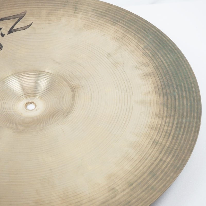 Used_Zildjian_Medium_Ride_20_[2458g]_with_rivet_holes_07