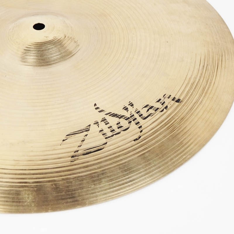 Used_Zildjian_Medium_Thin_Crash_17_[Brilliant_Finish_1222g]_06