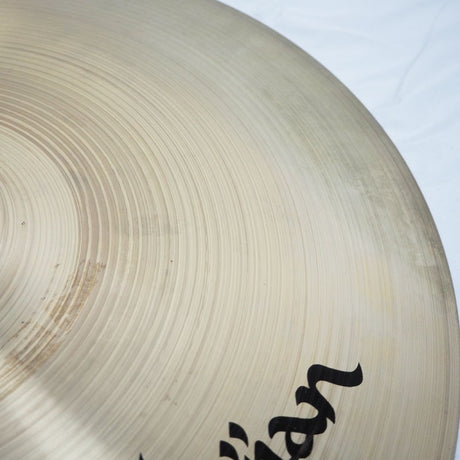 Used_Zildjian_Medium_Thin_Crash_18_[1422g]_05
