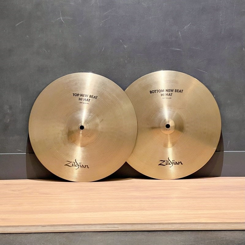 Used_Zildjian_New_Beat_HiHat_13_pair_[760g_1085g]_01