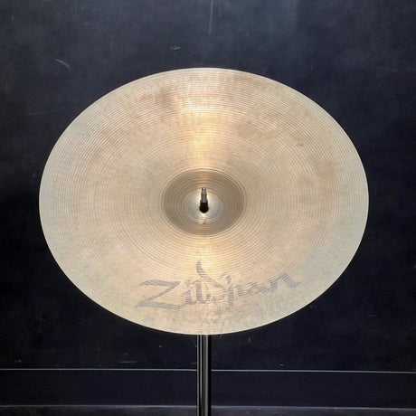 Used_Zildjian_Thin_Crash_16_[990g]_04