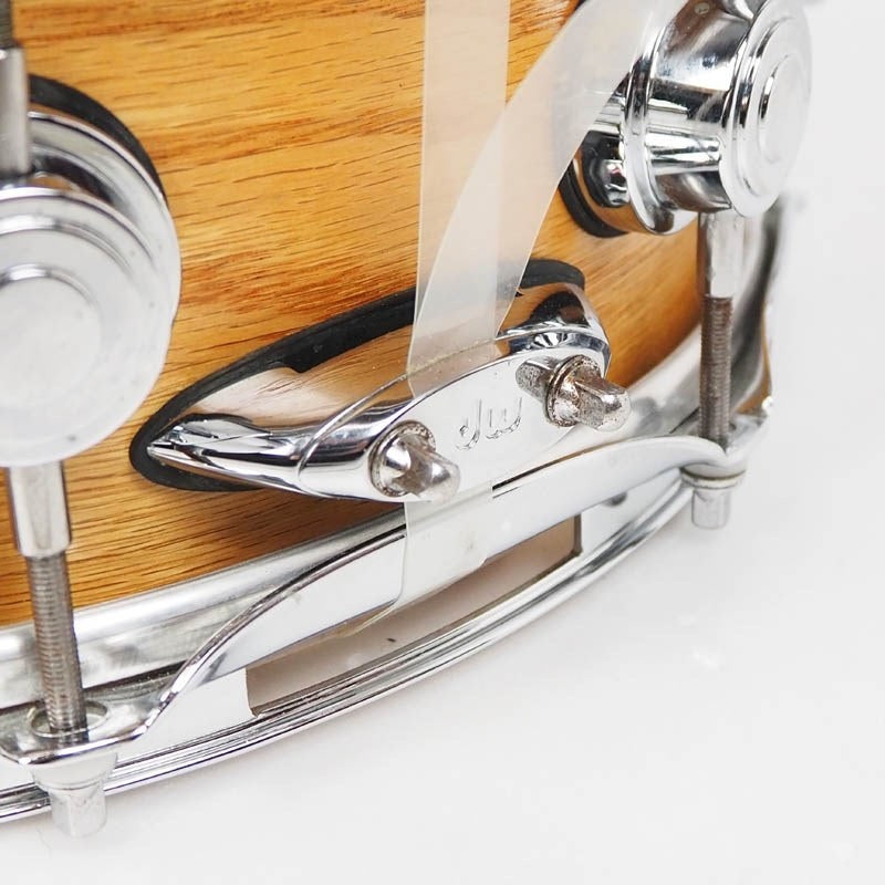 Used，_Price_Reduced!_Collector's_Series_Super_Solid_Oak_14x5_5__Guitar_with_SKB_Hard_Case_07