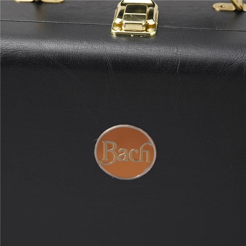 Used_bag___genuine_double_trumpet_case_(hard_type)_03