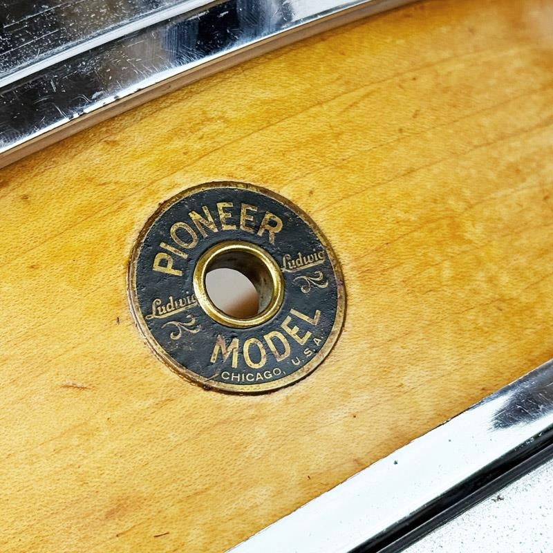 VINTAGE_1930s_Ludwig_&_Ludwig_#46_Pioneer_Model_Maple_solid_Shell_14×4_Snare_Drum_03