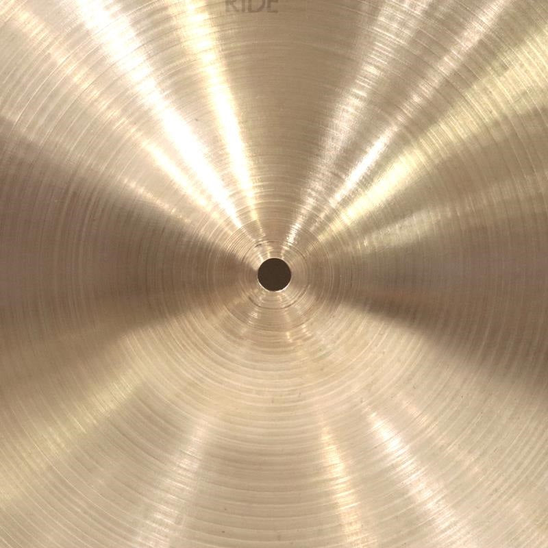 VINTAGE_1970's_A_Zildjian_Medium_Ride_18''_[1565g]_04