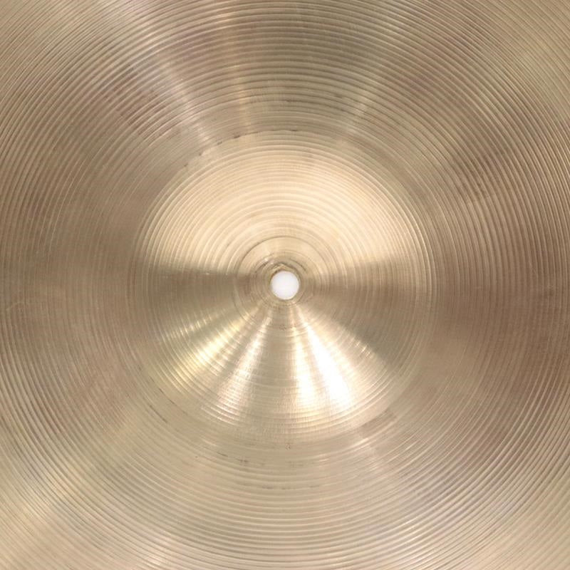 VINTAGE_1970s_A_Zildjian_Crash_18''_[1680g]_05