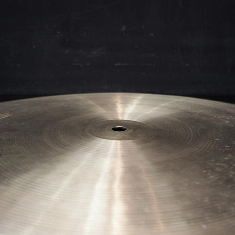 VINTAGE_60s_A_Zildjian_Flat_Top_Ride_18_[2193g]_09