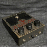 VINTAGE_Big_Muff_Pi_Version_3_OFF-ON_Switch_Black_Line_'77_03