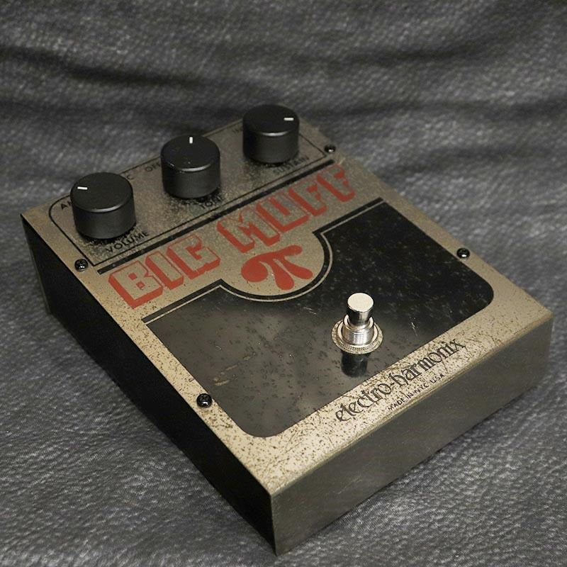 VINTAGE_Big_Muff_Pi_Version_3_OFF-ON_Switch_Black_Line_'77_04