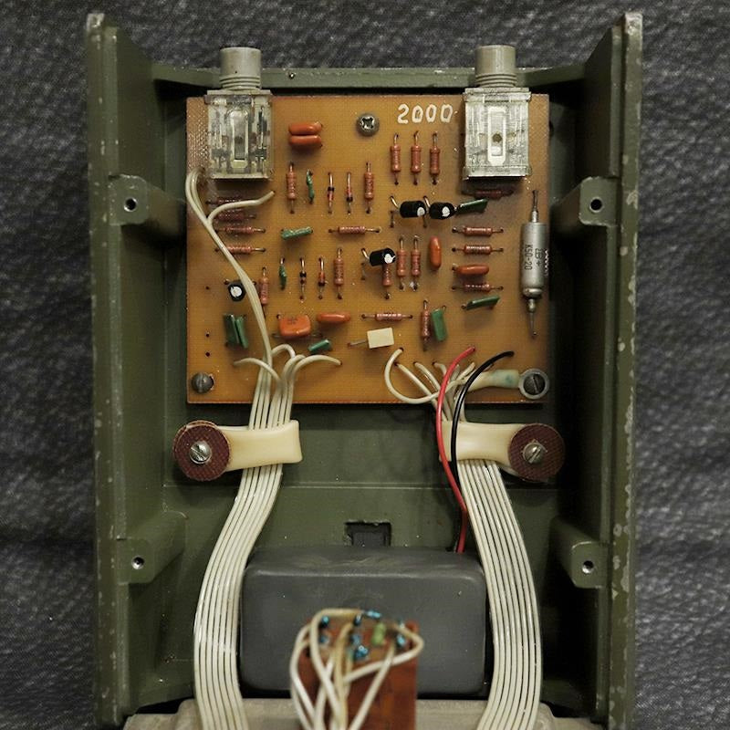 VINTAGE_Big_Muff_Pi_Version_7_Civil_War_early90's_Green_Bottom_06