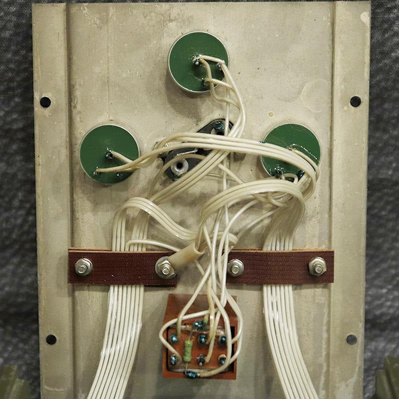 VINTAGE_Big_Muff_Pi_Version_7_Civil_War_early90's_Green_Bottom_08