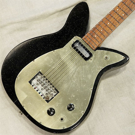 VINTAGE_Combo_400_'57_Refinish_Jet_Black_02