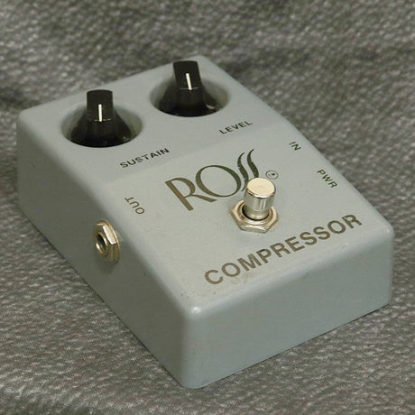 VINTAGE_Compressor_Gray_Case_'79_04